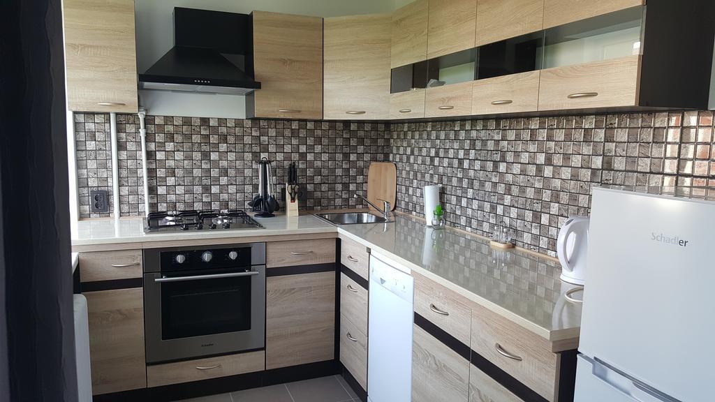 L.E.C. Travel Apartments Вентспилс Екстериор снимка