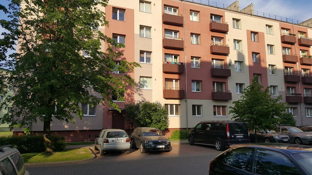 L.E.C. Travel Apartments Вентспилс Екстериор снимка
